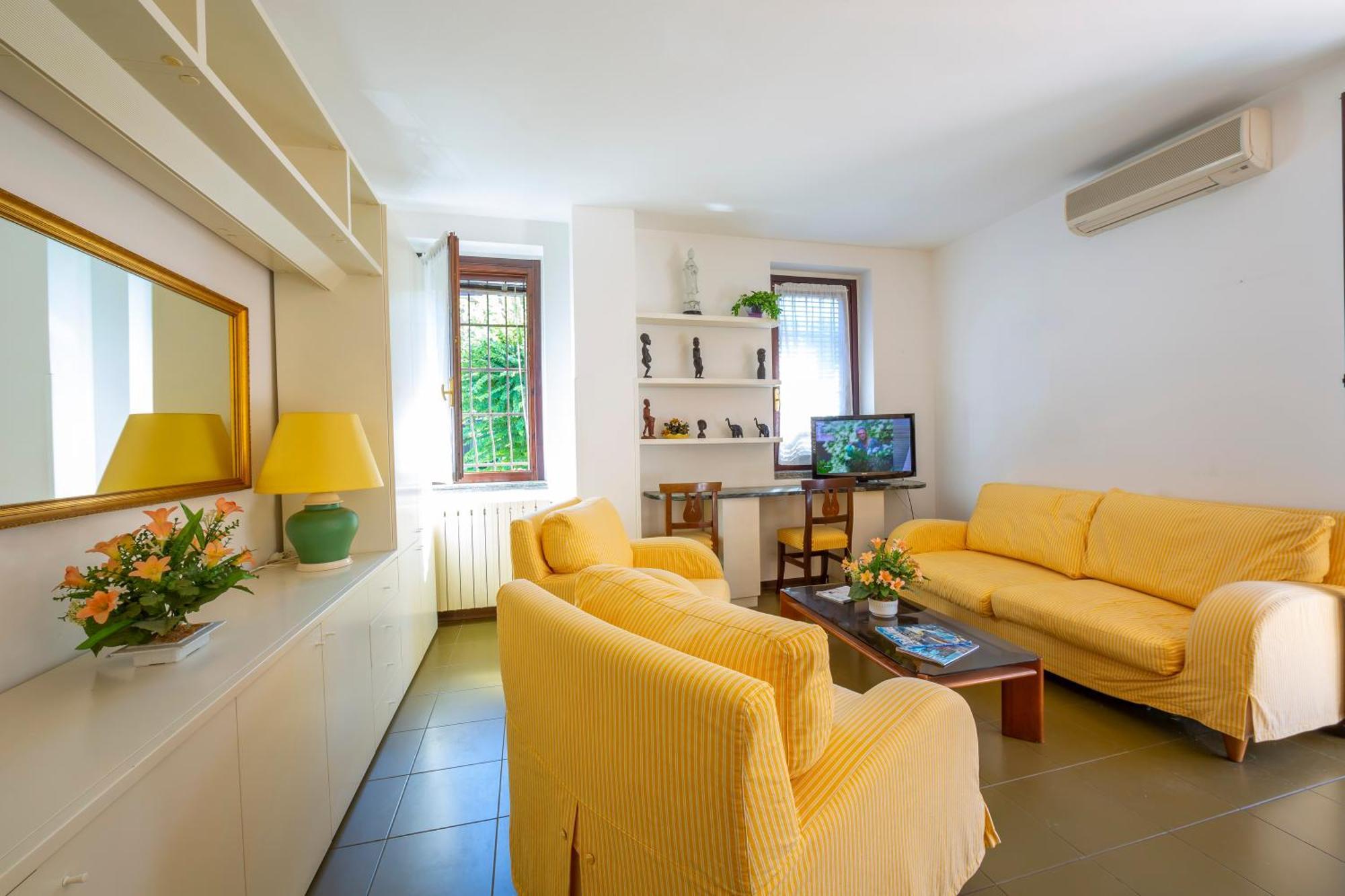 Appartamento Gaya Stresa Center - Happy Rentals エクステリア 写真